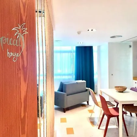 Tropical House Near Beach&yumbo Daire San Bartolomé