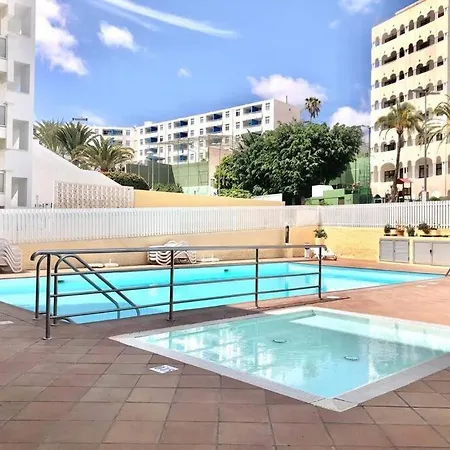 Tropical House Near Beach&yumbo