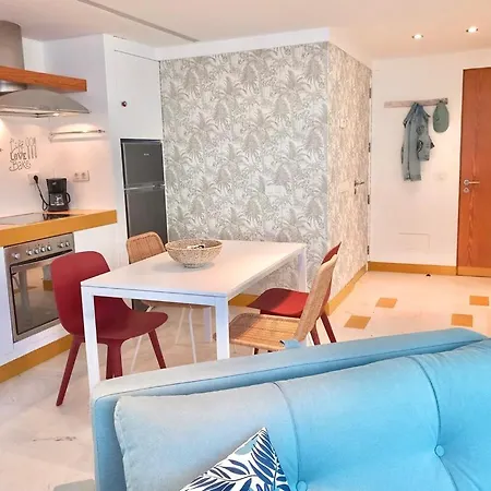 Tropical House Near Beach&yumbo Daire San Bartolomé